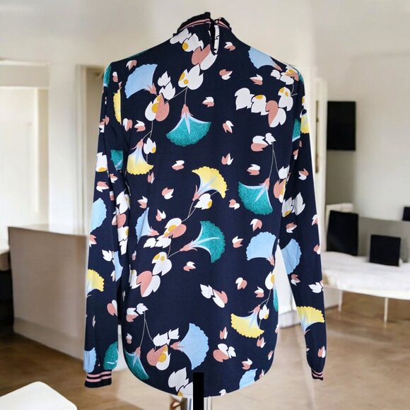 ESSENTIAL ANTWERP ( 34 M/L ) Floral Long Sleeve Pullover Mock Collar - Picture 4 of 7